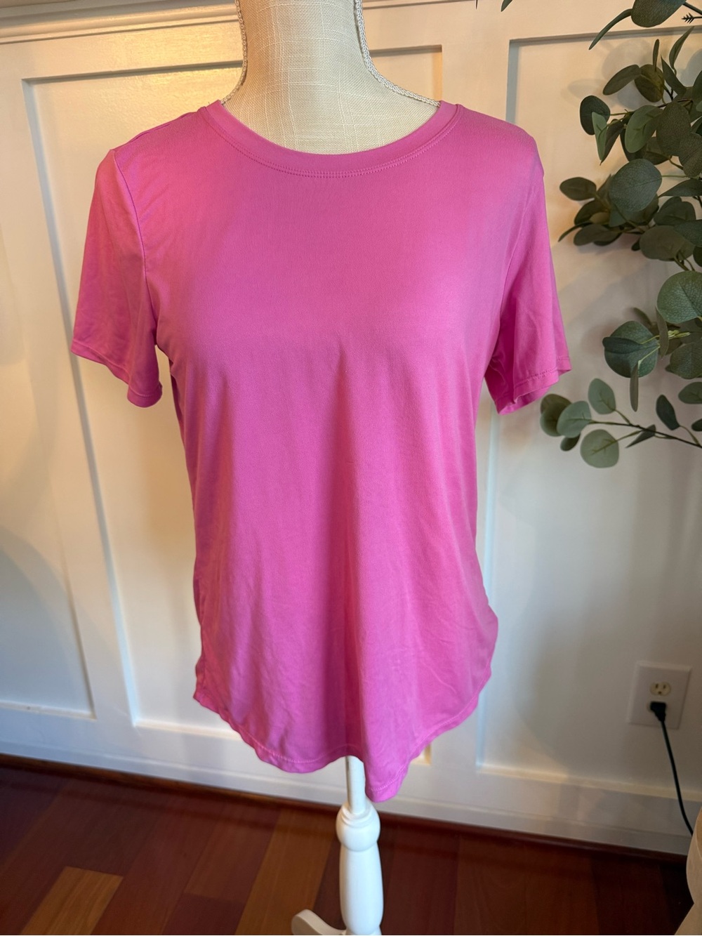 Jockey Pink Crewneck Short-Sleeve Workout Top - M